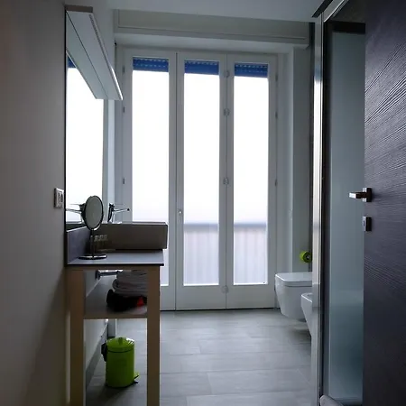 Made To Measure Business Guest house Milan