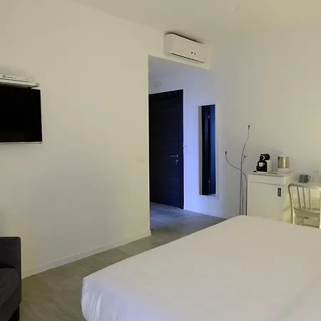 Made To Measure Business Guest house Milan